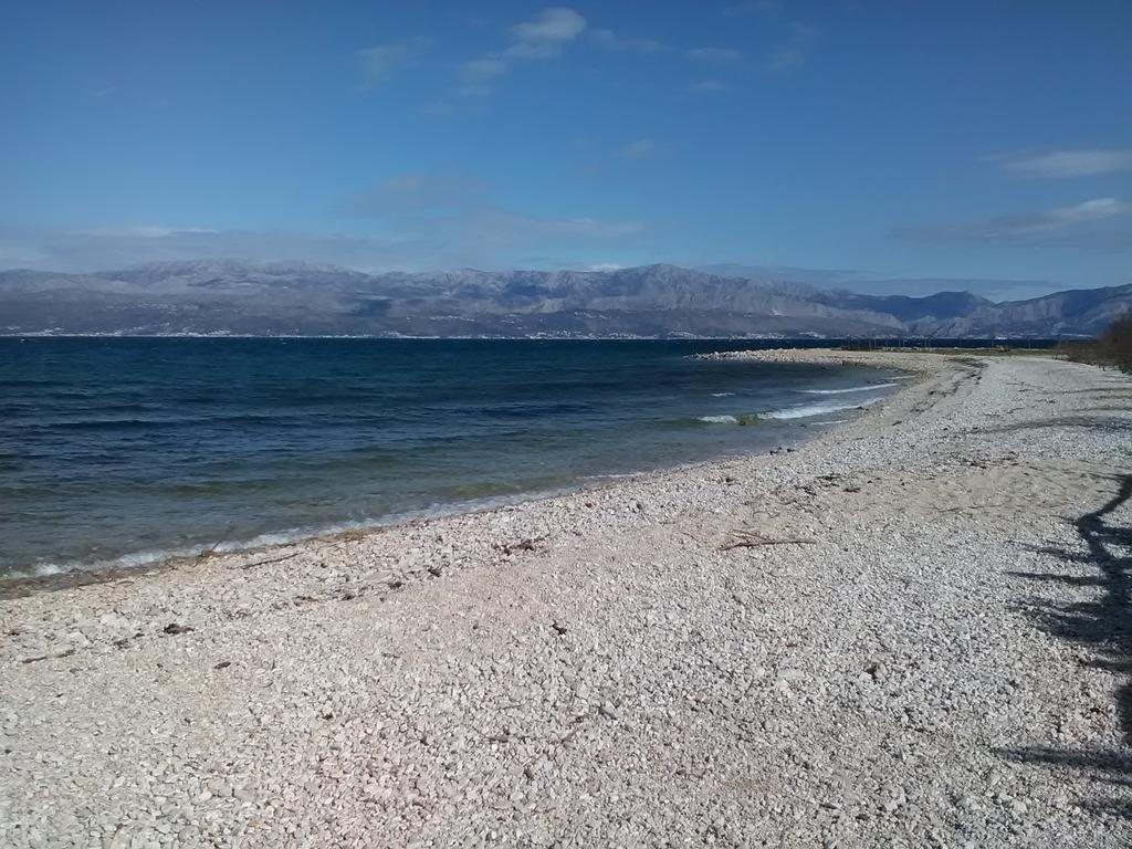 Apartments Zvonimir,Place By The Sea Mirce المظهر الخارجي الصورة